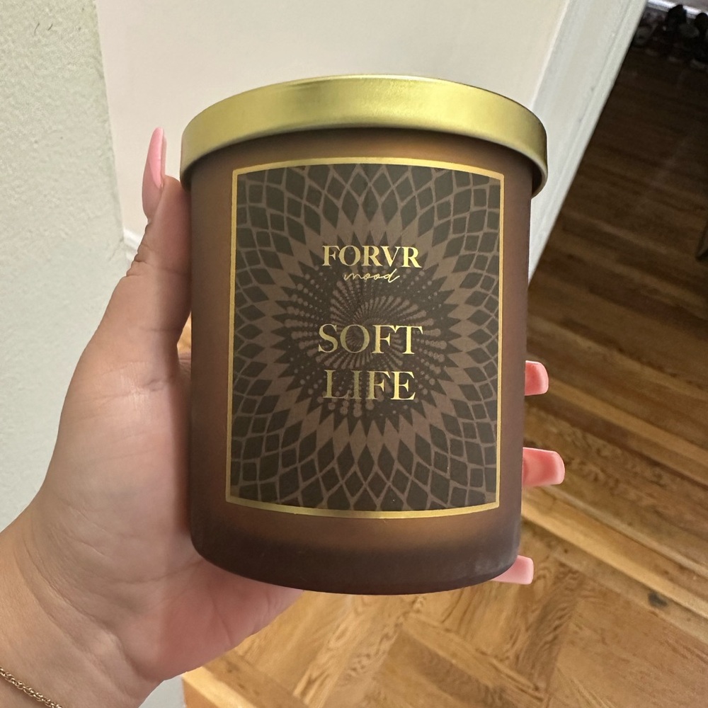Forvr mood candle